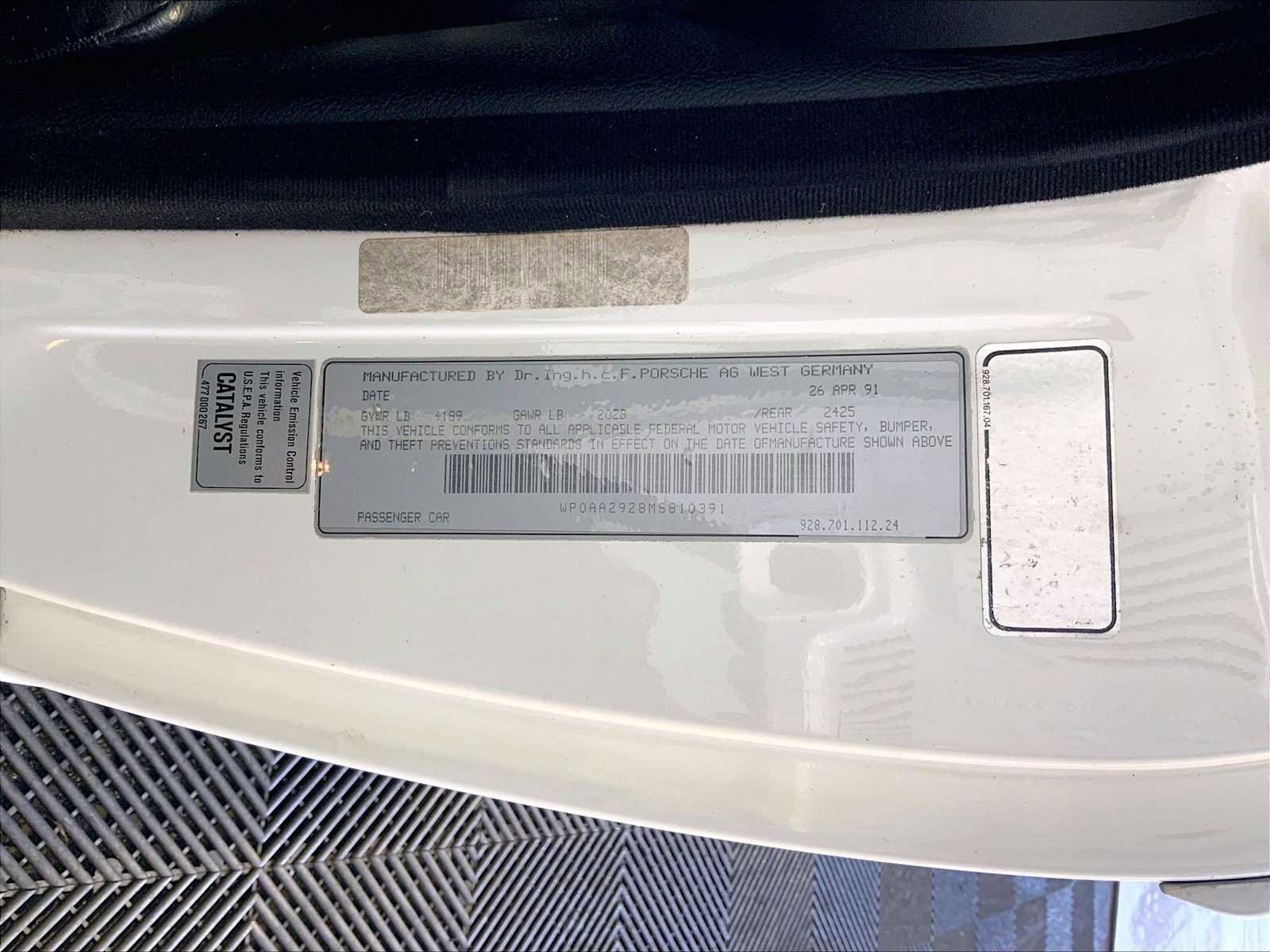Used 1991 Porsche 928 S4 RWD image 36