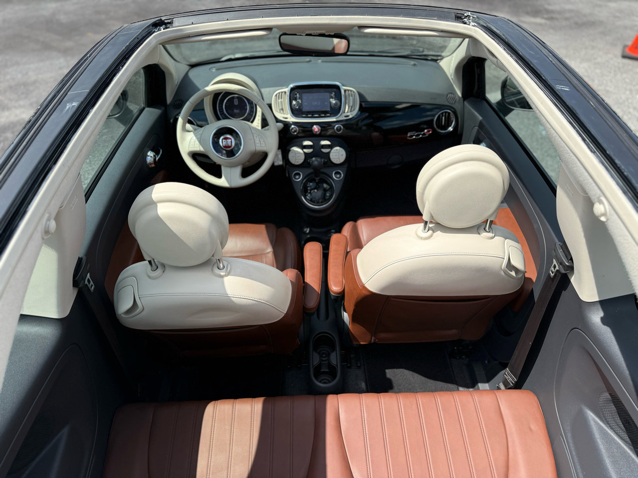 Used 2017 FIAT 500 Lounge image 7