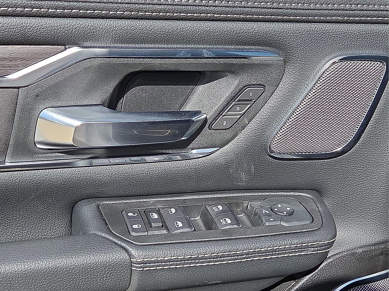 New 2026 RAM 1500 Laramie w/ Night Edition AWD/4WD image 13