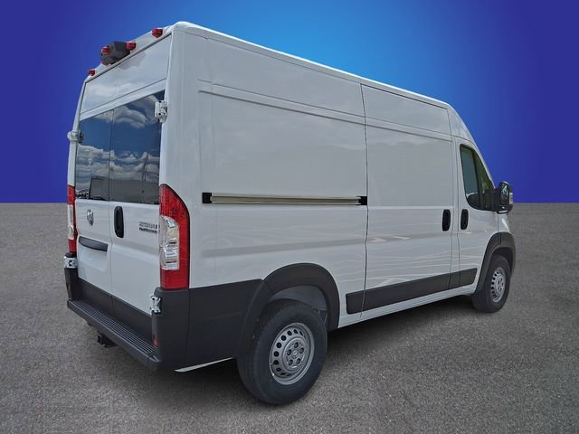 Used 2025 RAM ProMaster 2500 w/ Convenience Group FWD image 4