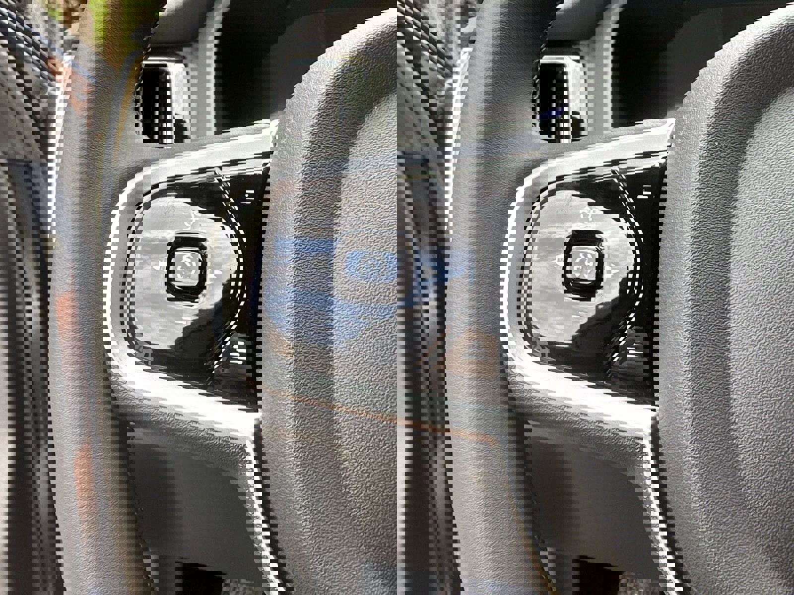 Certified 2026 Volvo XC60 B5 Plus w/ Protection Package Premier image 29