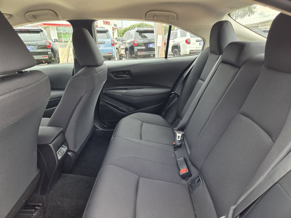 Used 2025 Toyota Corolla LE FWD image 26