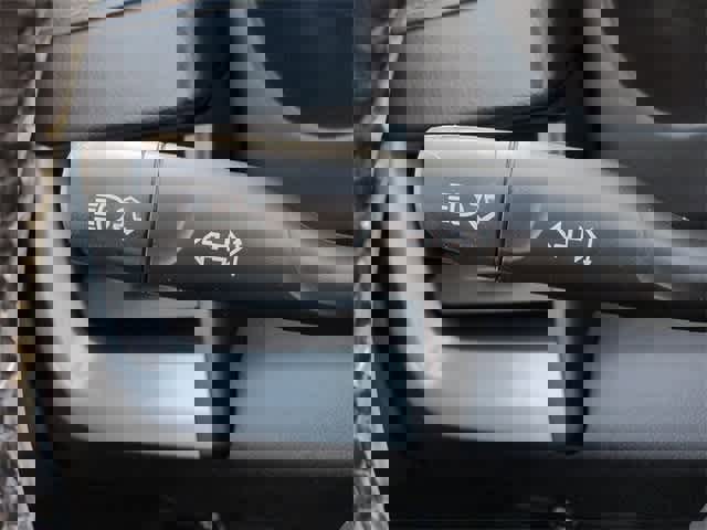 Used 2019 GMC Terrain SLE w/ Driver Convenience Package image 26