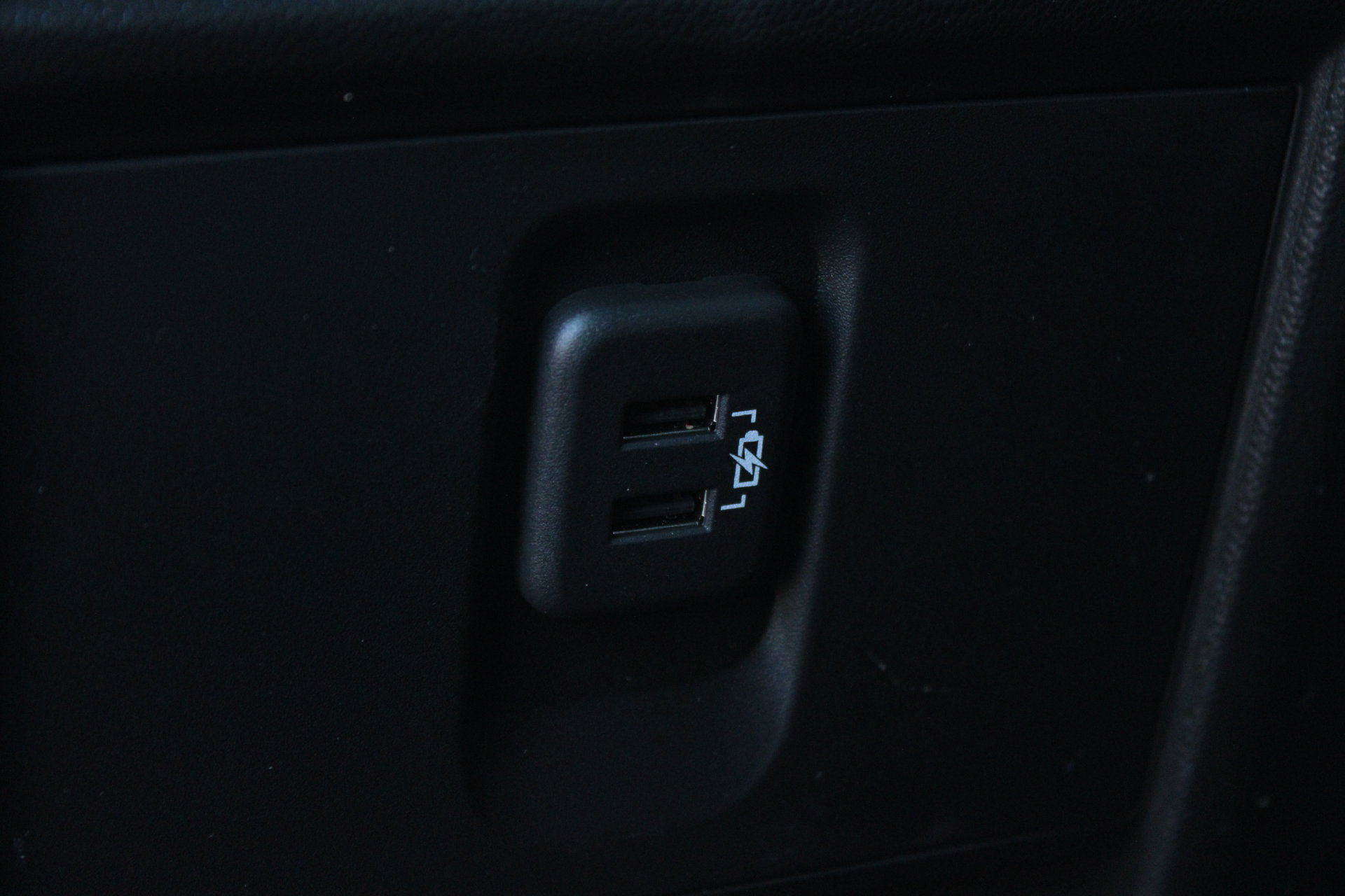 Used 2023 Chevrolet Traverse LT FWD image 24