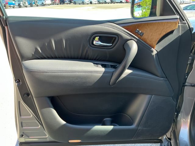 Used 2011 INFINITI QX56 4WD w/ Theater Pkg image 11