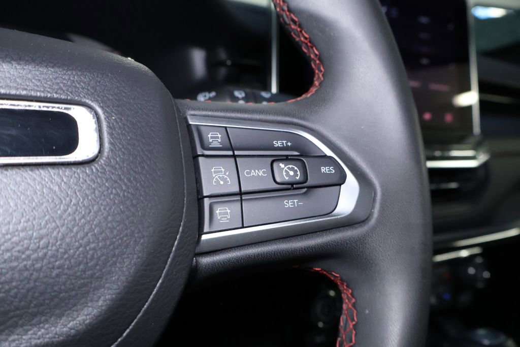 Used 2024 Jeep Compass Trailhawk image 21