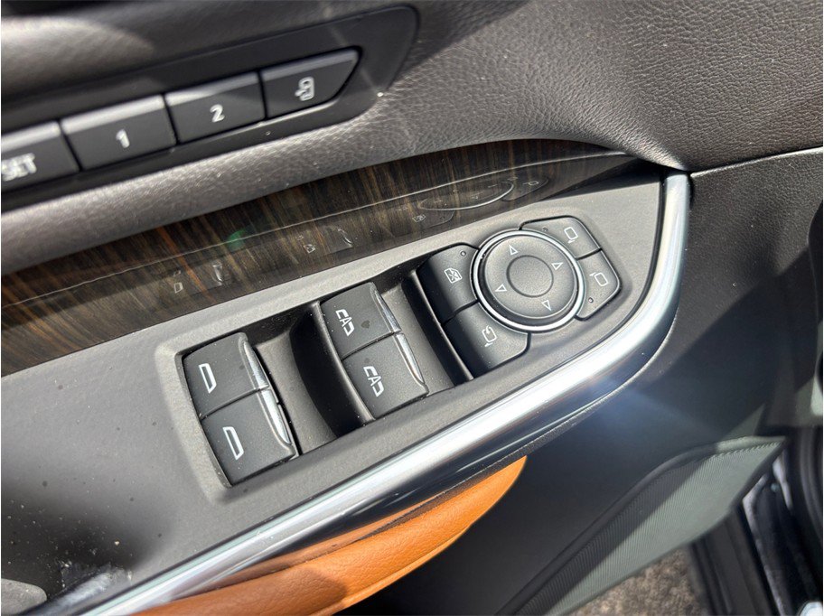 Used 2020 Cadillac XT4 Premium Luxury FWD image 24