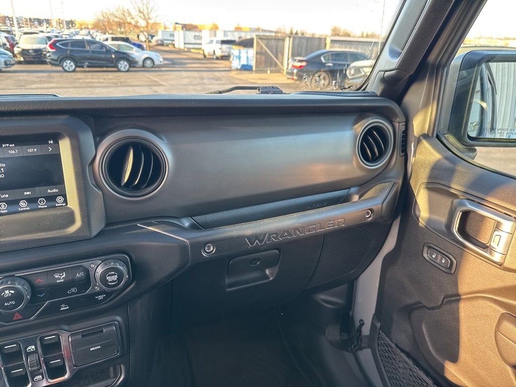 Used 2023 Jeep Wrangler Unlimited w/ Convenience Group image 28