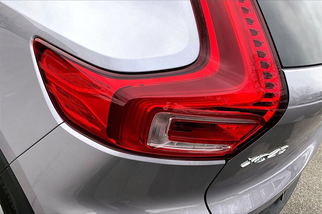 Used 2026 Volvo XC40 B5 Plus w/ Protection Package Premier image 22