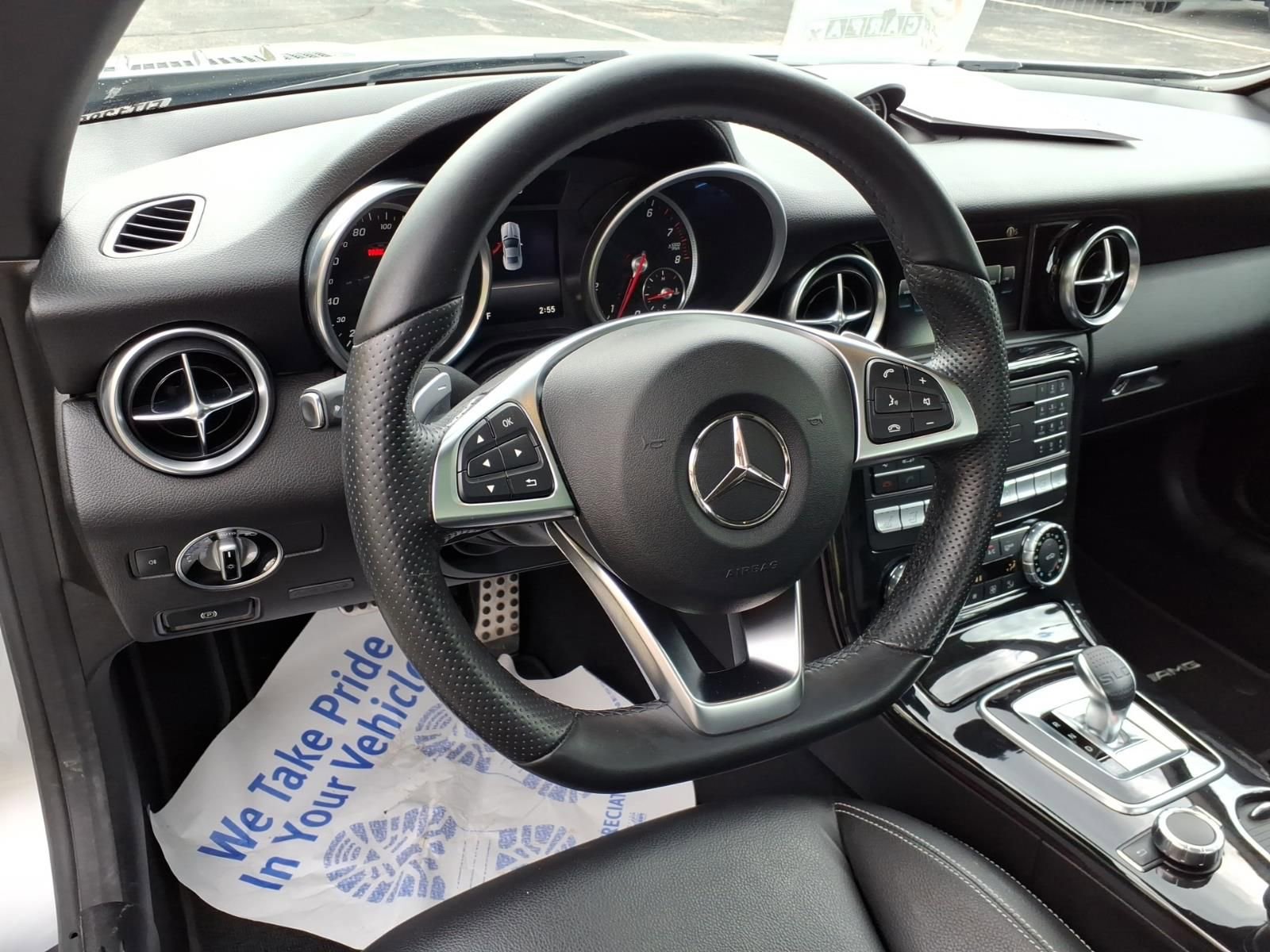 Used 2017 Mercedes-Benz SLC 300 image 19