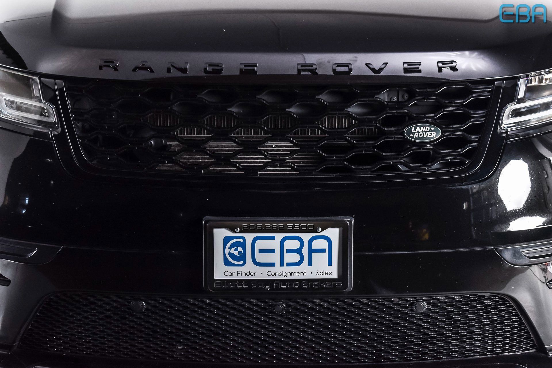 Used 2020 Land Rover Range Rover Velar R-Dynamic S image 9