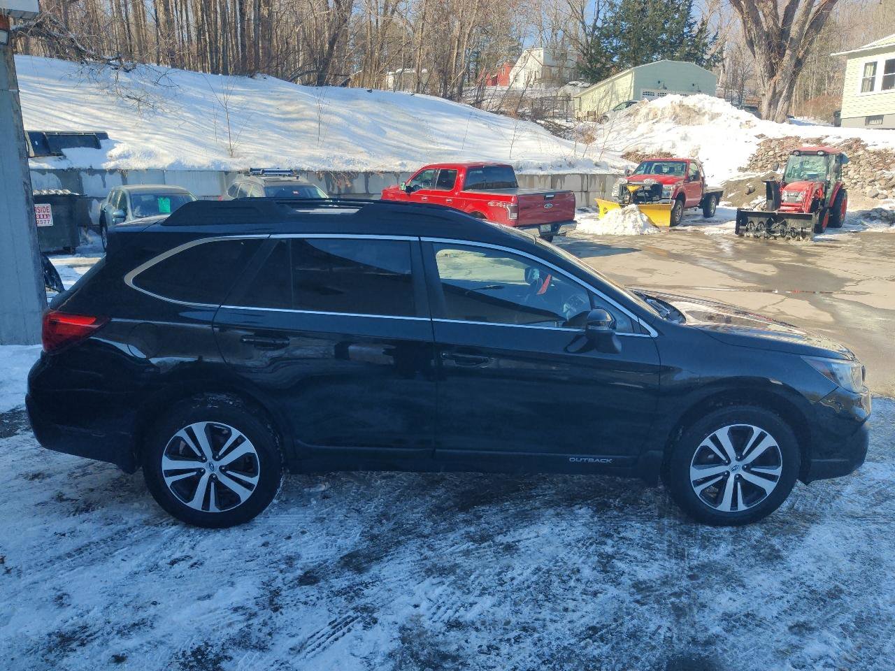 Used 2019 Subaru Outback 3.6R Limited image 7