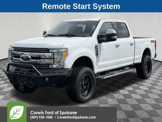 Used 2017 Ford F250 Lariat w/ Chrome Package image 5