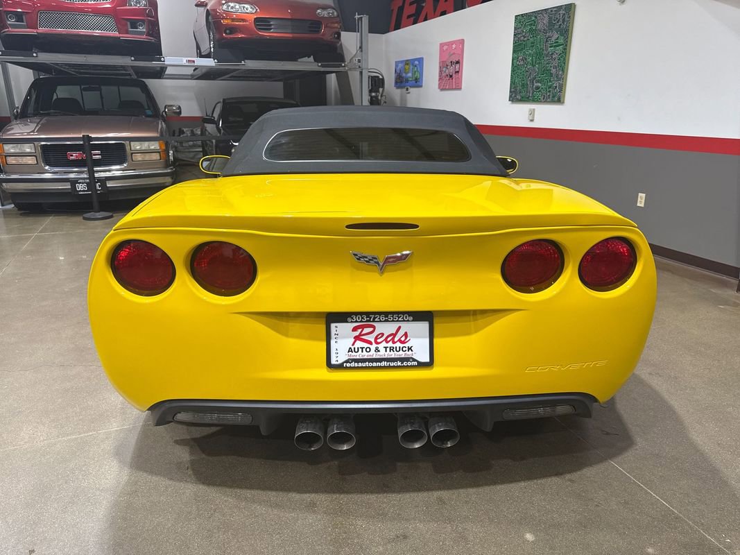 Used 2011 Chevrolet Corvette Grand Sport w/ Preferred Equipment Group image 6