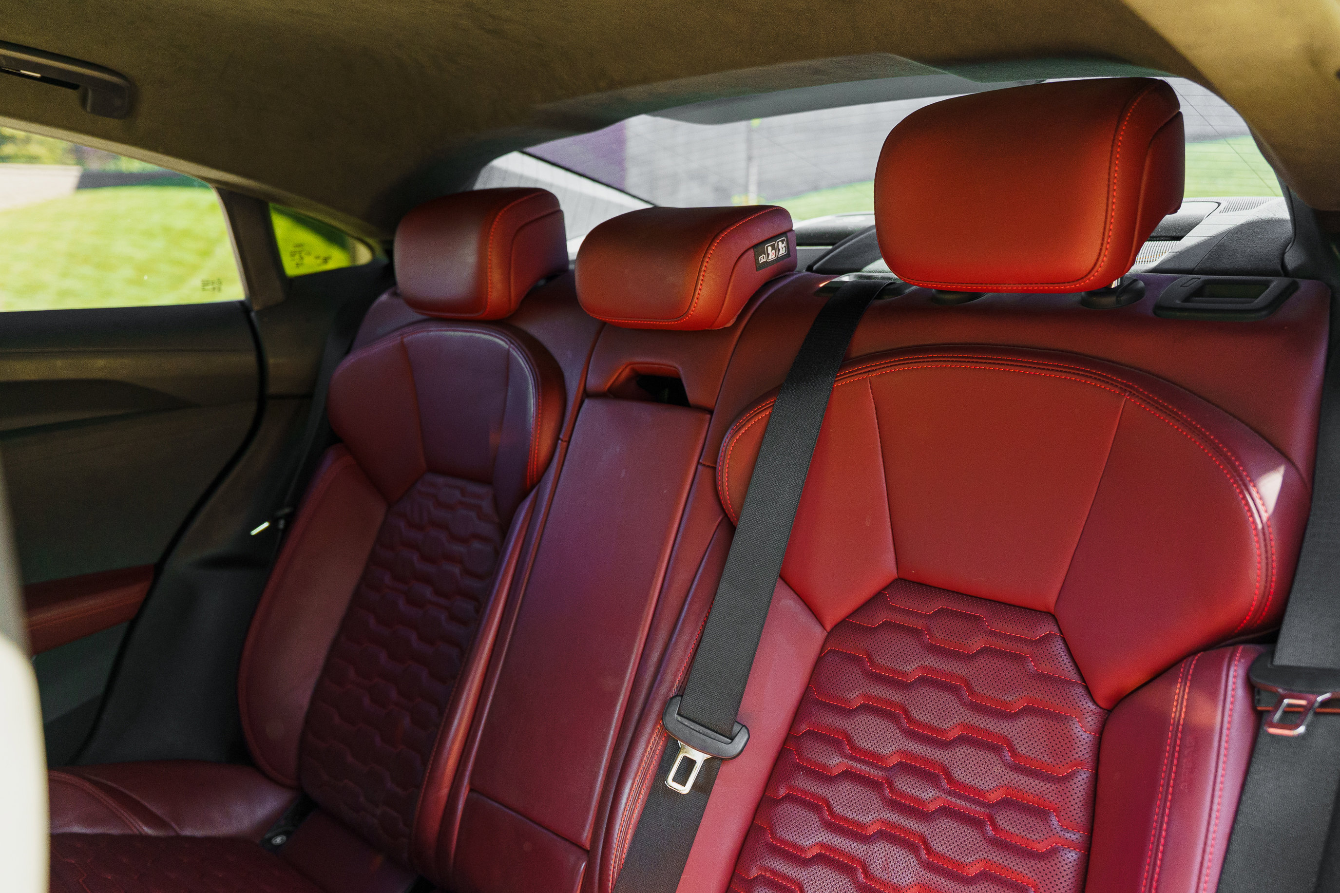 Certified 2023 Audi RS e-tron GT w/ Carbon Performance Package AWD/4WD image 25