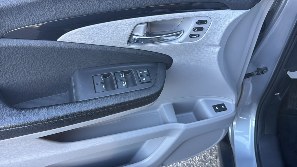 Used 2017 Honda Pilot Elite image 14