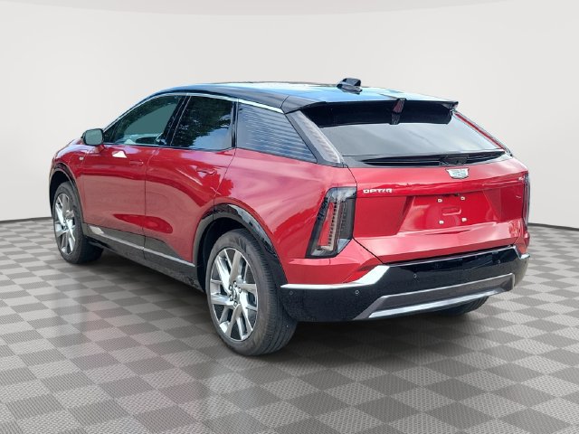 New 2027 Cadillac Optiq Luxury w/ LPO, Floor Liner Package AWD/4WD image 6