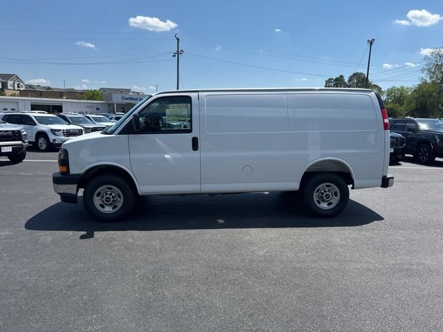New 2026 GMC Savana 2500 w/ Driver Convenience Package RWD image 11