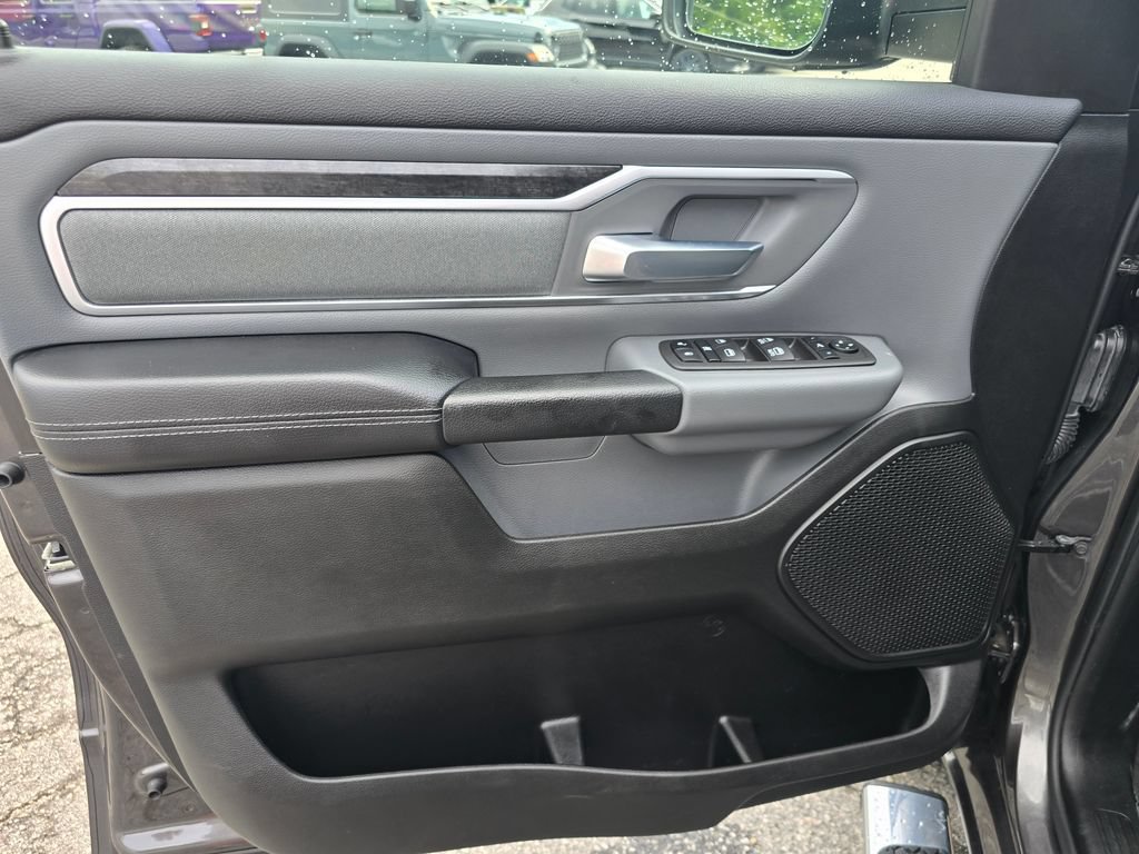 Used 2022 RAM 1500 Big Horn AWD/4WD image 44
