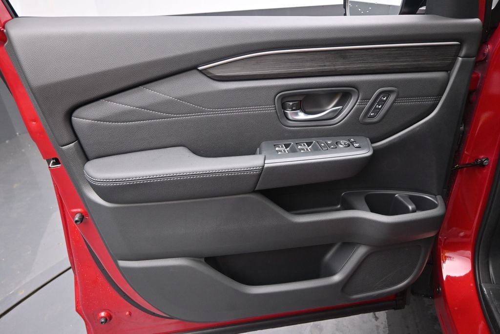 New 2026 Honda Pilot Touring image 19