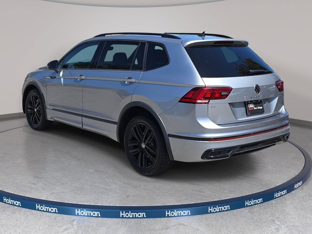 Used 2022 Volkswagen Tiguan SE R-Line FWD image 8