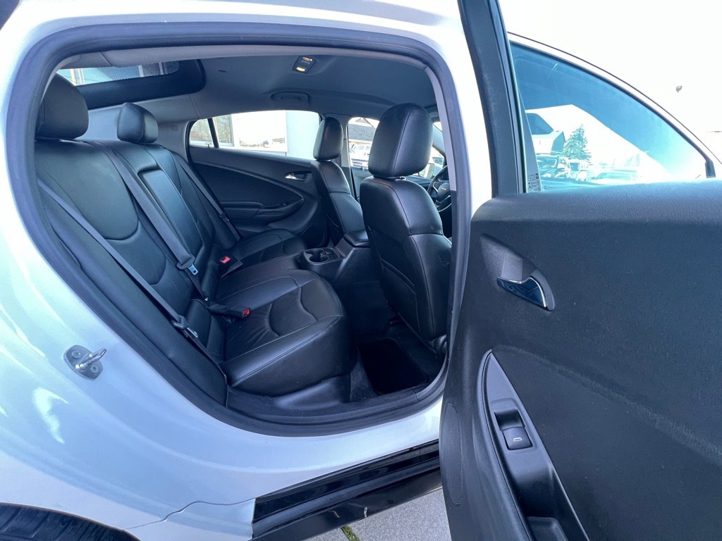 Used 2017 Chevrolet Volt Premier w/ Driver Confidence II Package image 16