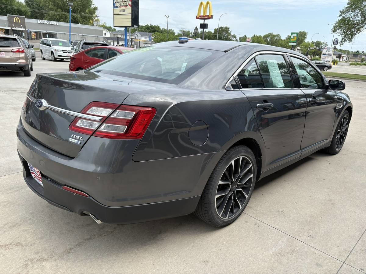 Used 2018 Ford Taurus SEL w/ Equipment Group 201A image 6