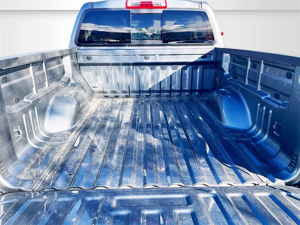 Used 2022 Chevrolet Colorado LT w/ Safety Package image 23