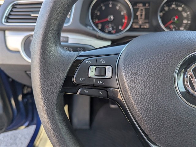 Used 2016 Volkswagen Passat 1.8T S image 21