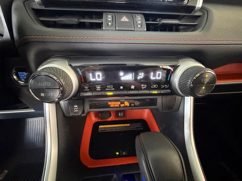 Used 2019 Toyota RAV4 Adventure AWD/4WD image 30