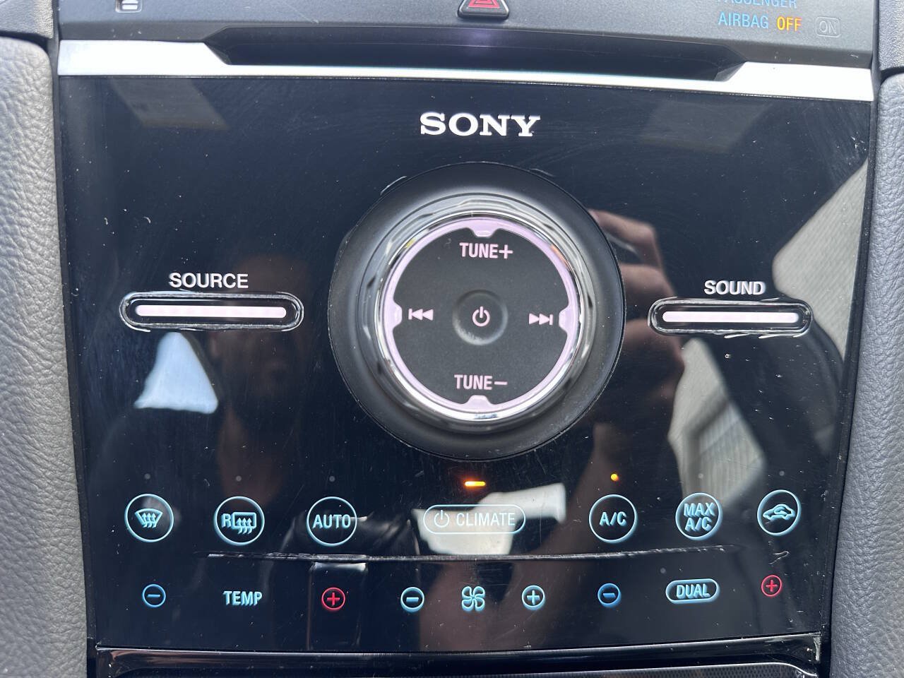 Used 2019 Ford Taurus Limited w/ Driver Assist Package FWD image 26