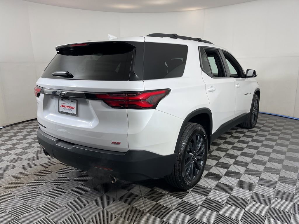 Used 2022 Chevrolet Traverse RS image 17