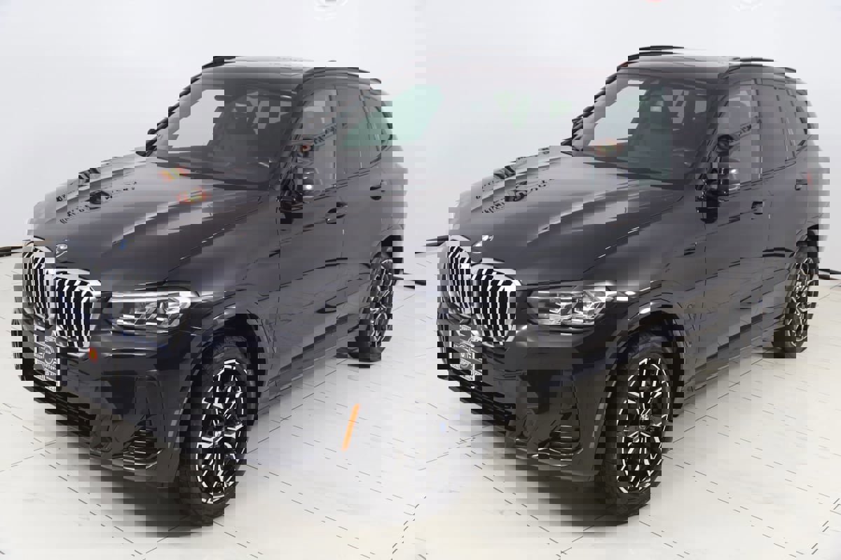 Used 2022 BMW X3 xDrive30i w/ M Sport Package image 23