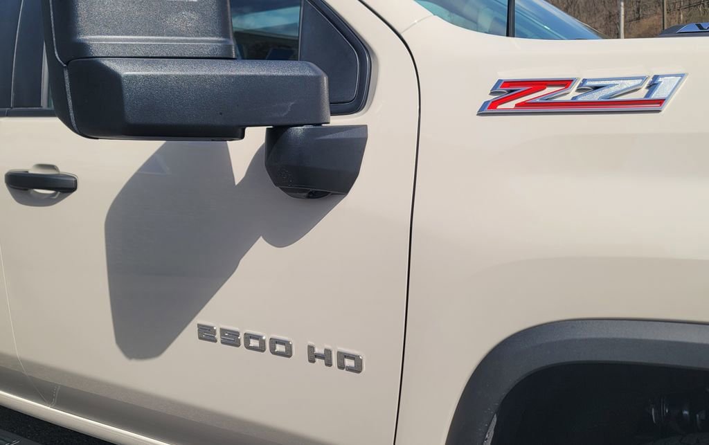 New 2026 Chevrolet Silverado 2500 Custom w/ Custom Value Package AWD/4WD image 8