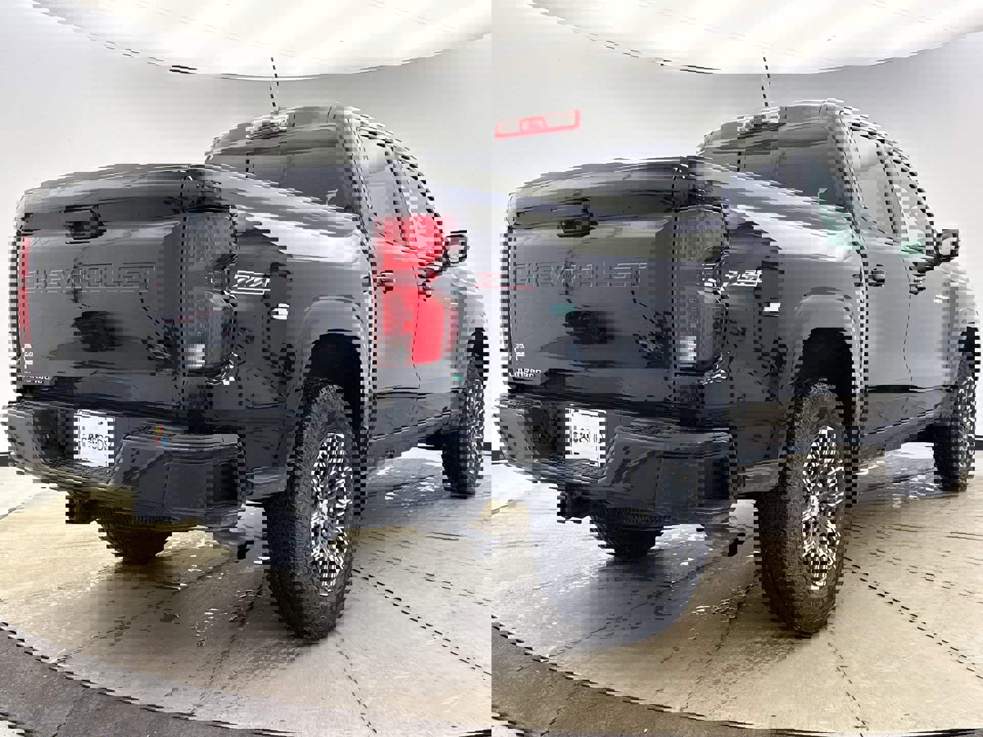 Used 2023 Chevrolet Colorado Z71 w/ Advanced Trailering Package image 5