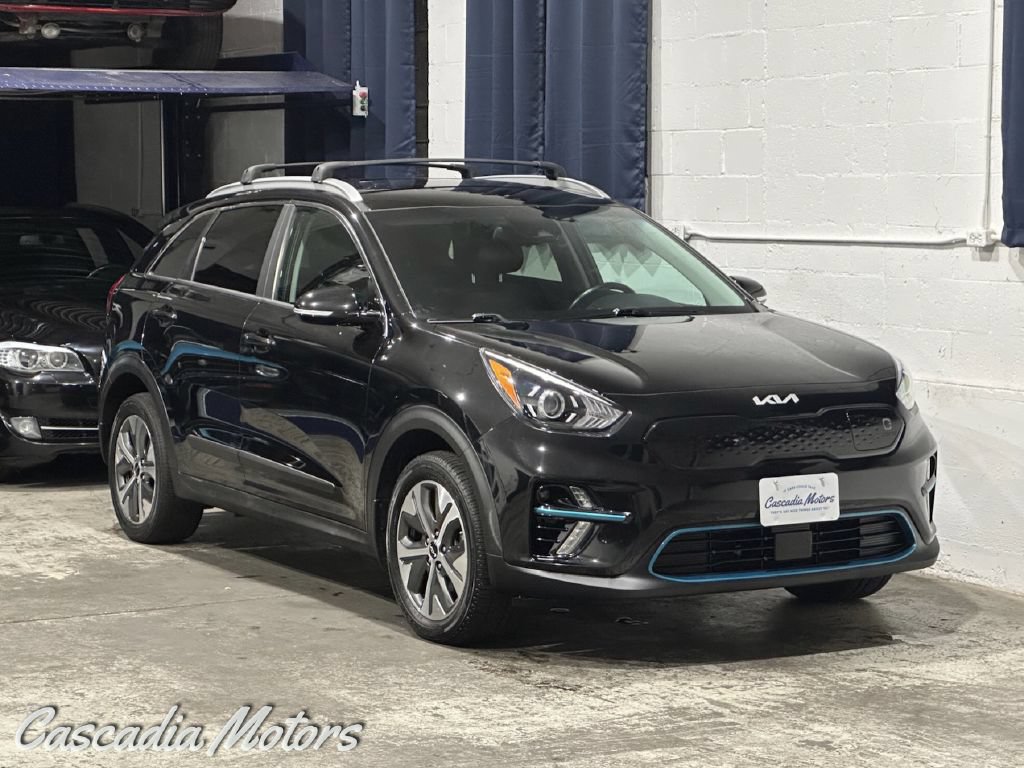 Used 2022 Kia Niro EX w/ Cold Weather Package