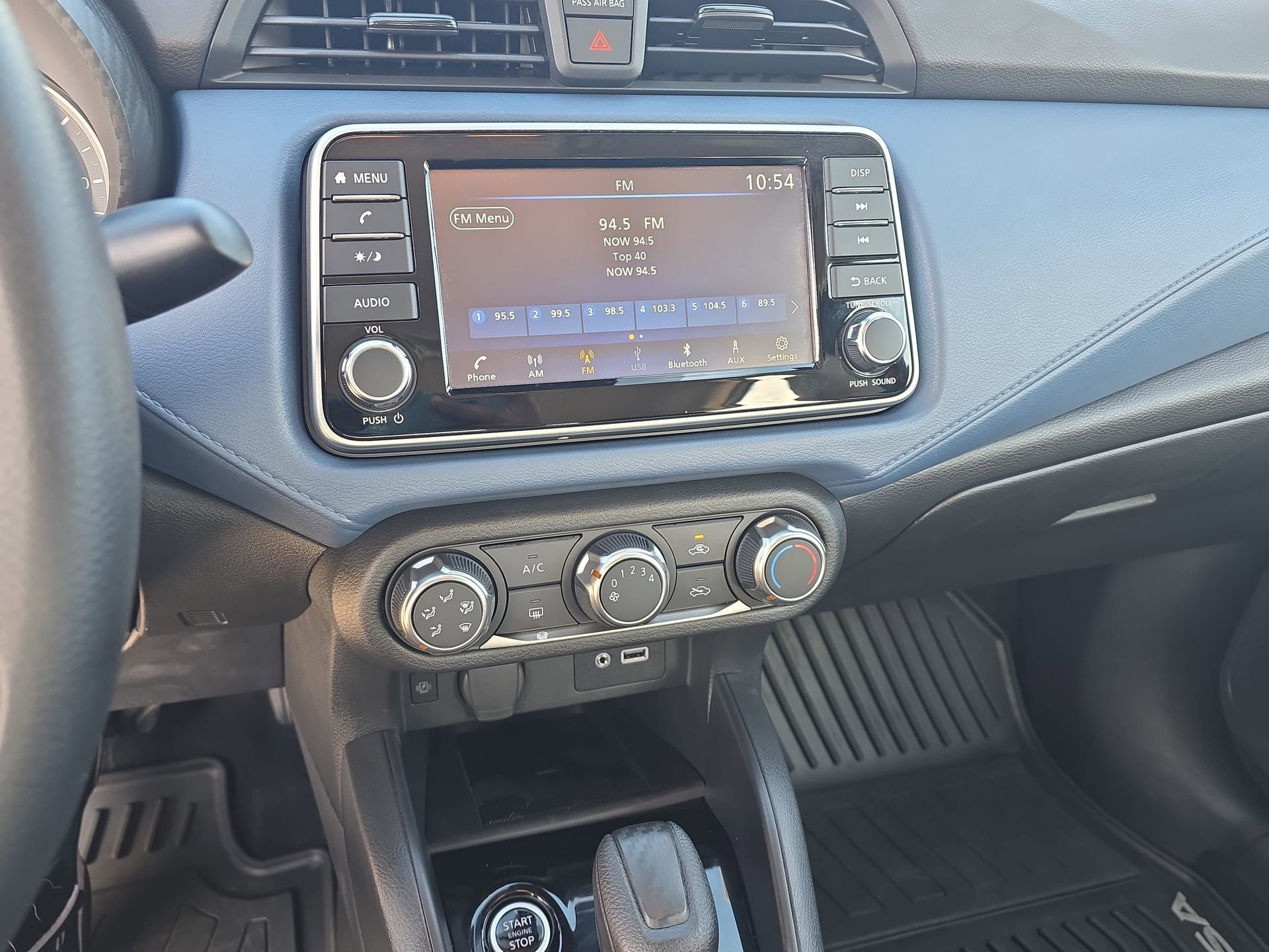 Certified 2025 Nissan Versa SV w/ Trunk Package image 19