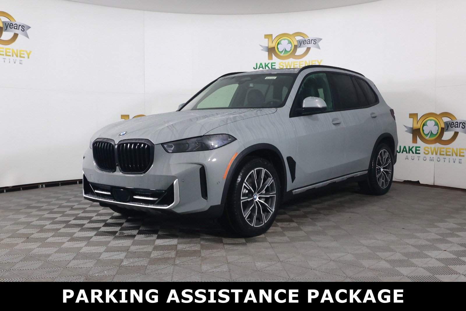 Certified 2025 BMW X5 xDrive40i w/ Parking Assistance Package image 3