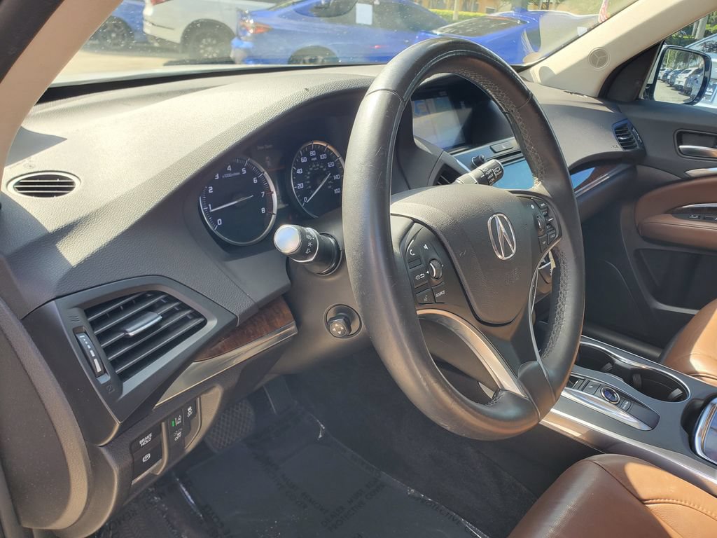 Used 2018 Acura MDX w/ Technology Package AWD/4WD image 16