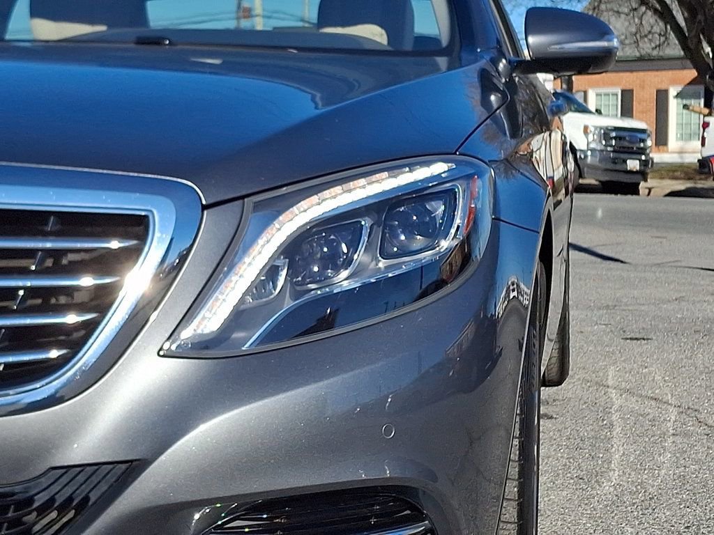Used 2017 Mercedes-Benz S 550 4MATIC Sedan image 9