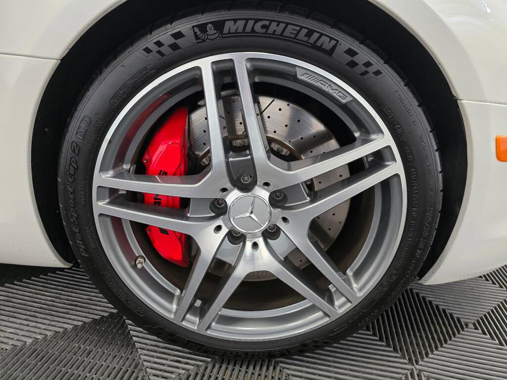 Used 2012 Mercedes-Benz SLS AMG Roadster image 25