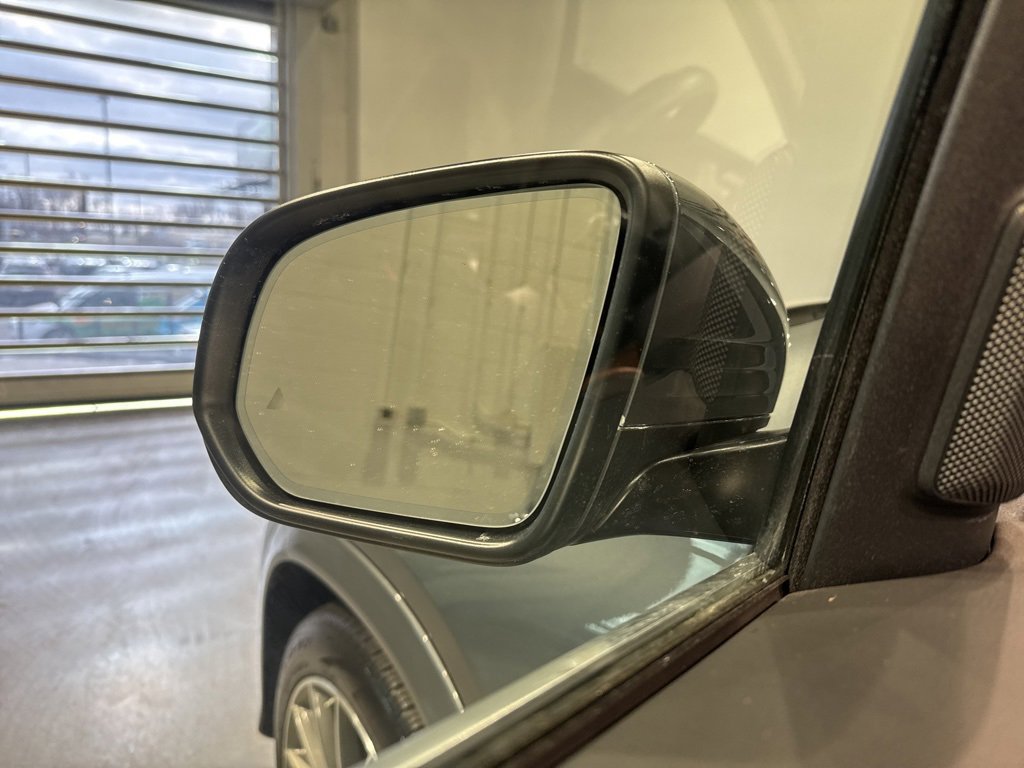 Used 2025 Mercedes-Benz GLE 350 GLE 350 w/ AMG Line Exterior image 14