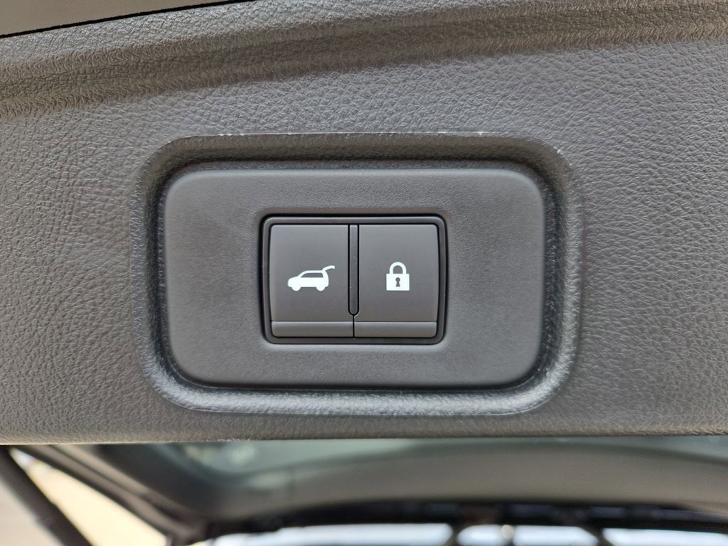 New 2026 Nissan Pathfinder SV FWD image 30
