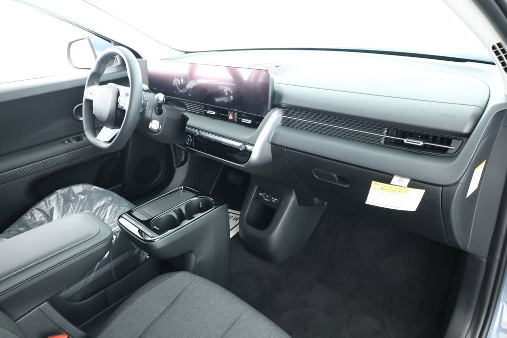 Used 2025 Hyundai Ioniq 5 SE image 22