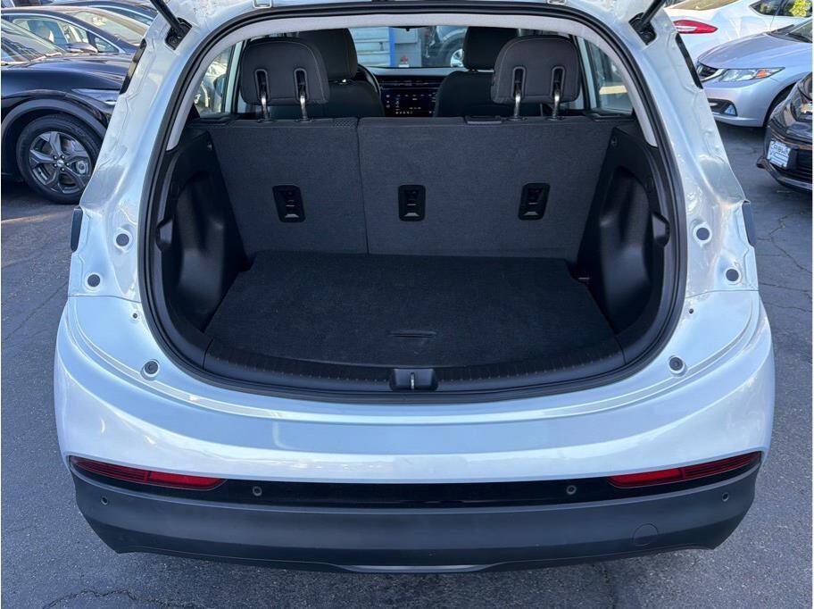 Used 2023 Chevrolet Bolt LT w/ Driver Confidence Package FWD image 19
