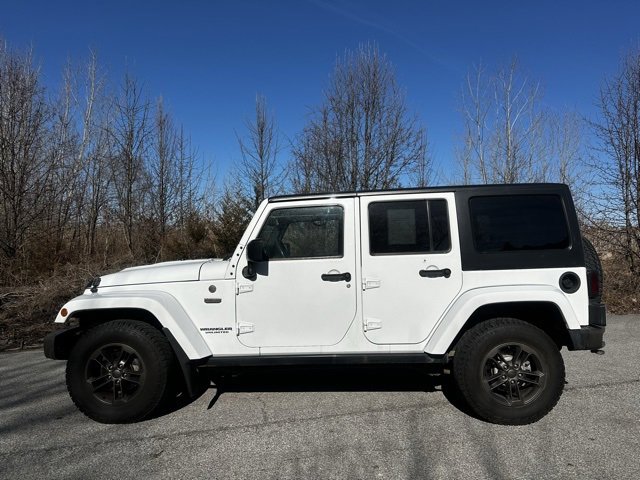 Used 2016 Jeep Wrangler Unlimited Sahara image 8