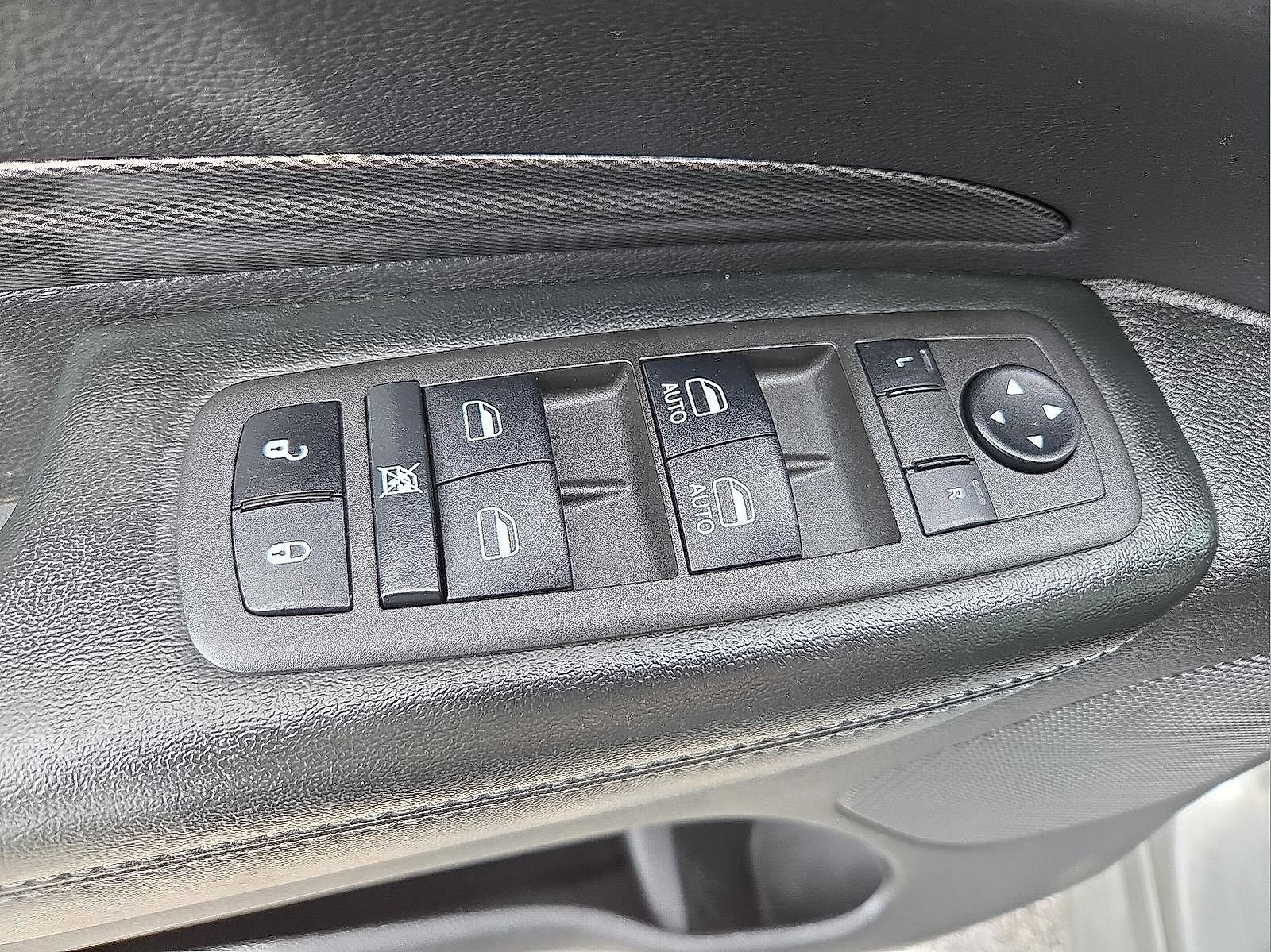 Used 2022 Dodge Durango GT image 16