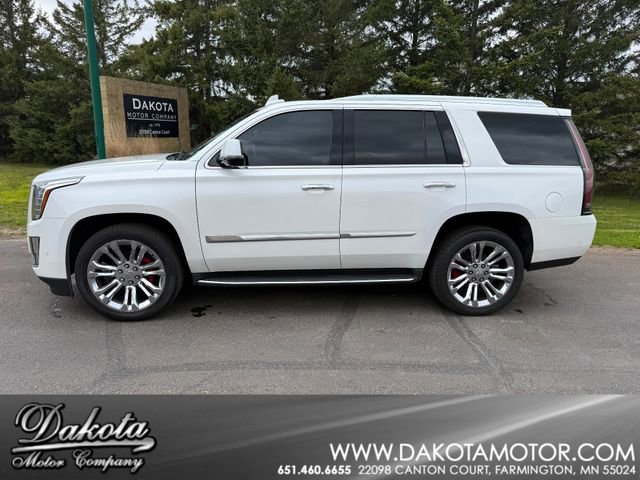 Used 2017 Cadillac Escalade Luxury w/ LPO, Radiant Package AWD/4WD image 1