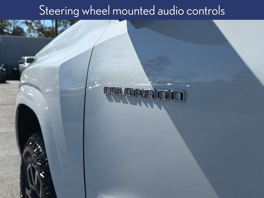 Used 2024 Chevrolet Colorado Z71 w/ Z71 Convenience Package 2 image 11