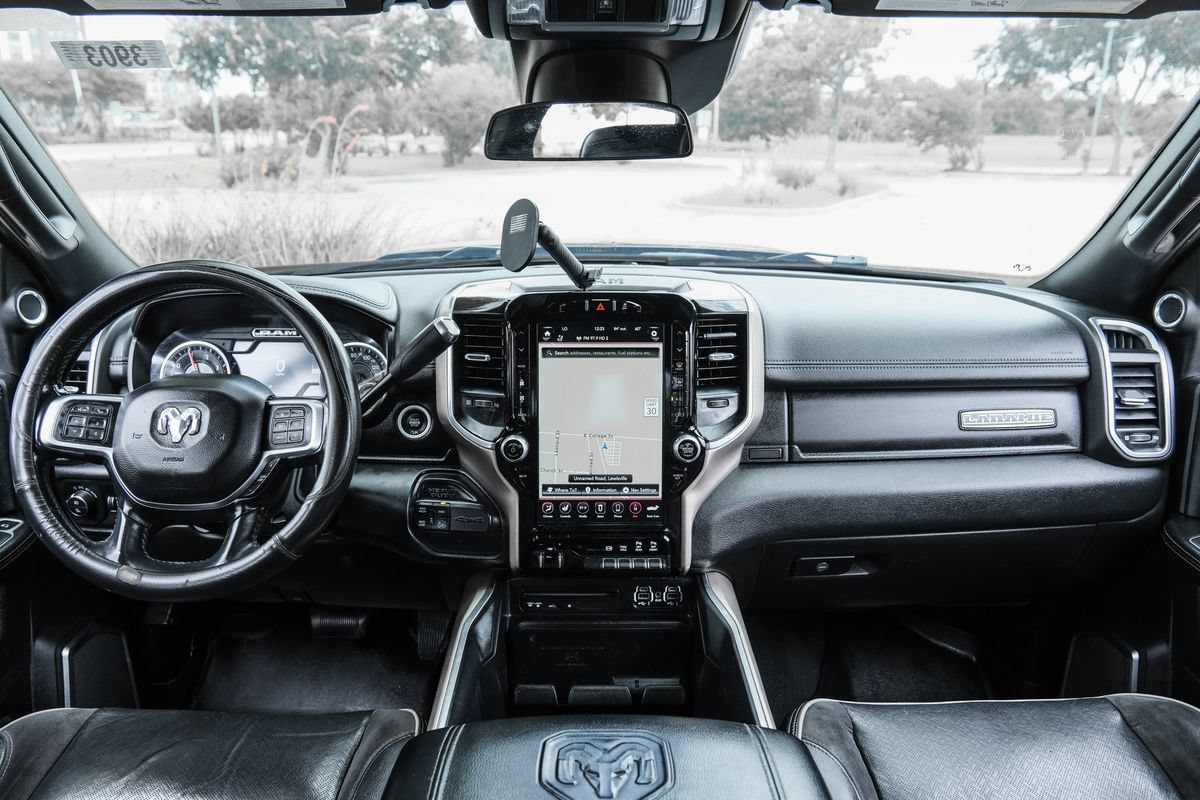 Used 2019 RAM 2500 Laramie AWD/4WD image 44